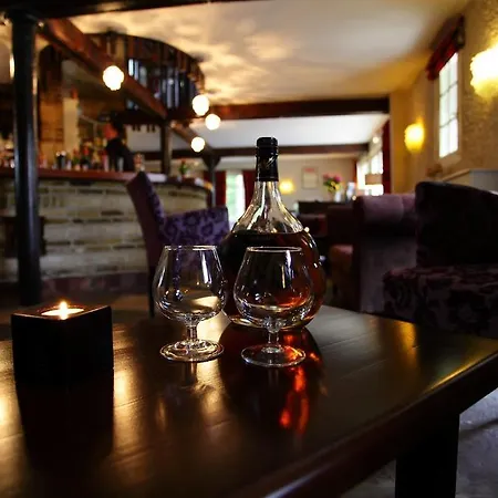 Le Domaine De Mombreux Hotell Lumbres